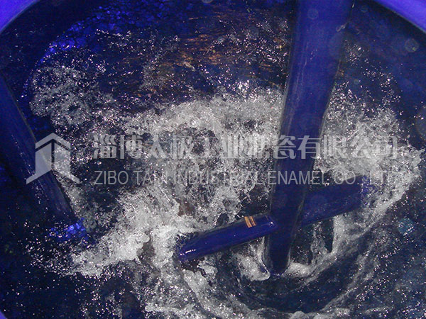 如何對搪瓷反應釜物料進行實時酸堿度檢測？